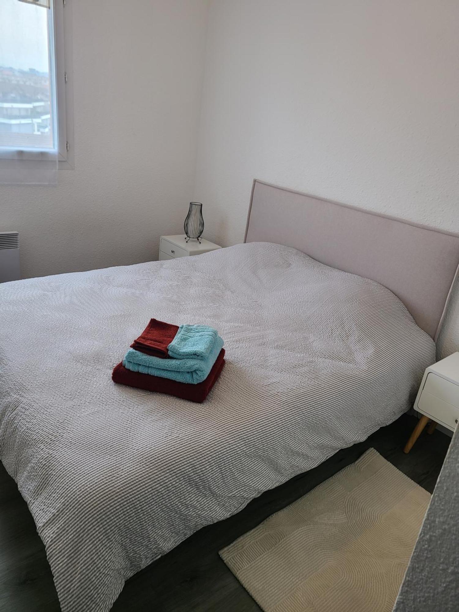 Joli T2 Proche Gare Avec Vue Apartment อานมาส ภายนอก รูปภาพ