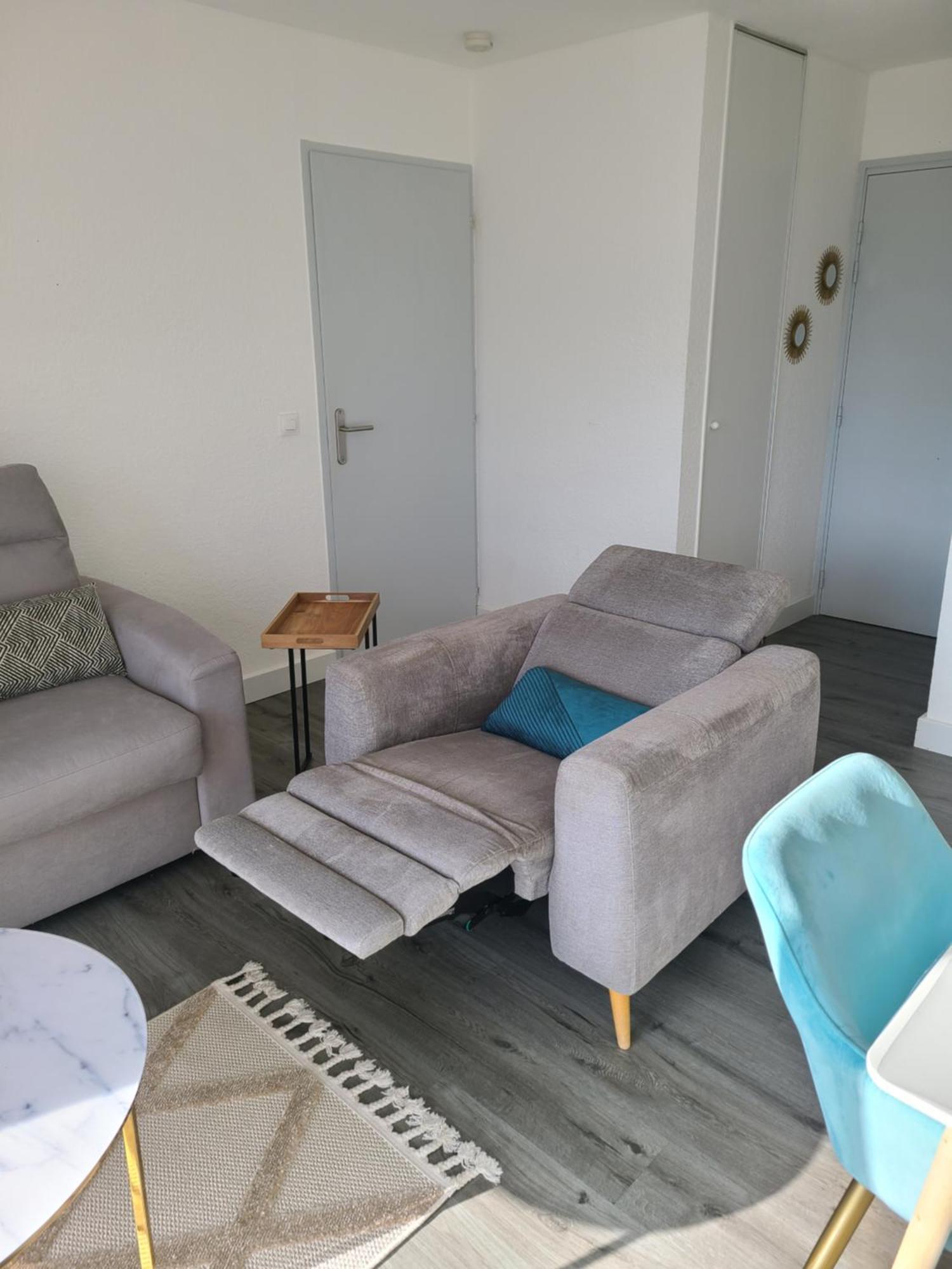 Joli T2 Proche Gare Avec Vue Apartment อานมาส ภายนอก รูปภาพ
