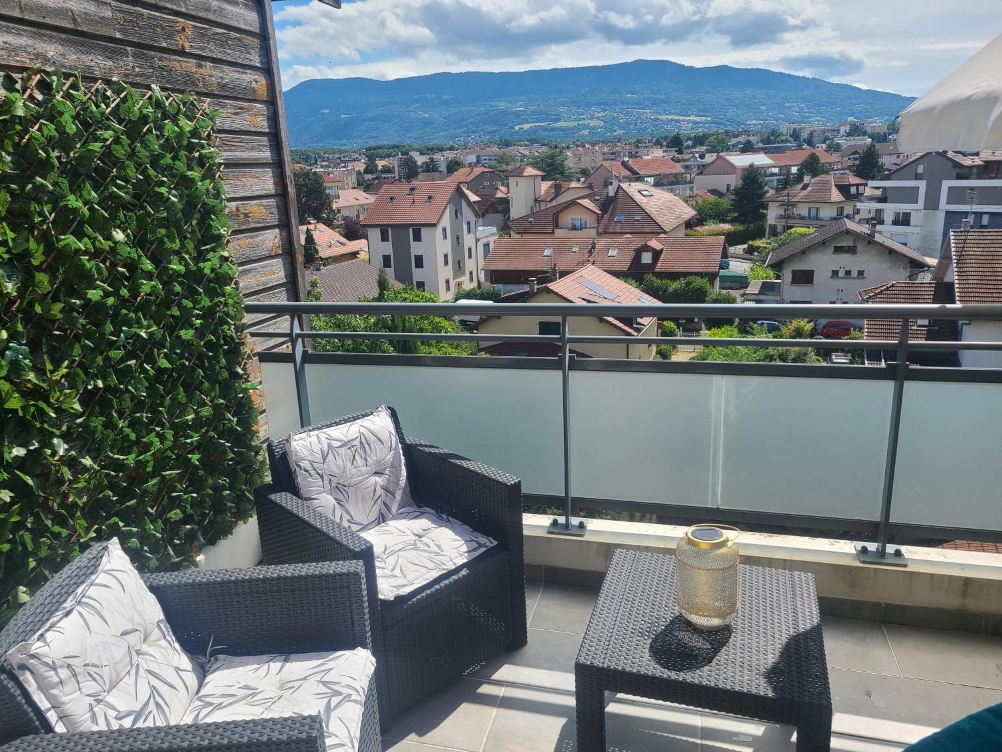 Joli T2 Proche Gare Avec Vue Apartment อานมาส ภายนอก รูปภาพ